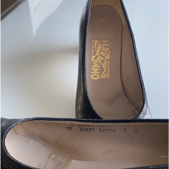 Vintage Salvatore Ferragamo leather heels - Picture 5 of 5